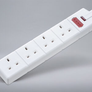 Permaplug ELS134W 13A 4-Gang Socket - WHITE